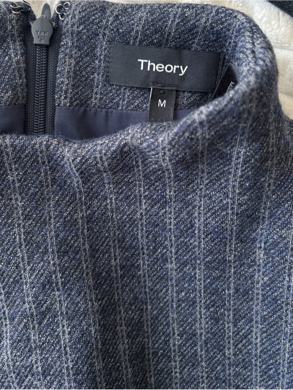 Theory Navy Wool Blend Knit Sweater Shirt Orlene Stripe Medium - Picture 7 of 8